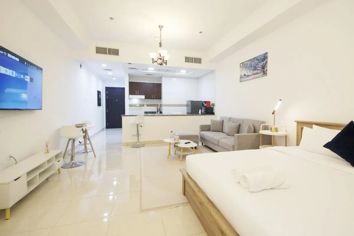 Spectacular High Floor Studio Apt In Business Bay Dubai Appartamento